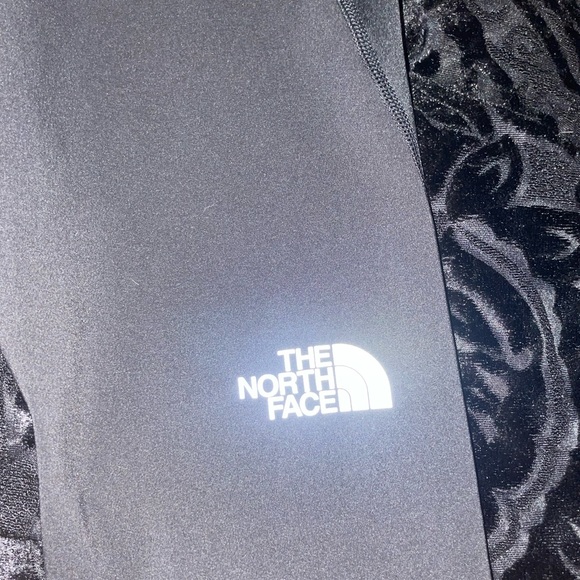 The North Face Legging - Picture 2 of 6